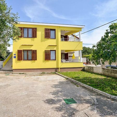 Apartments Ana Petrčane Kültér fotó