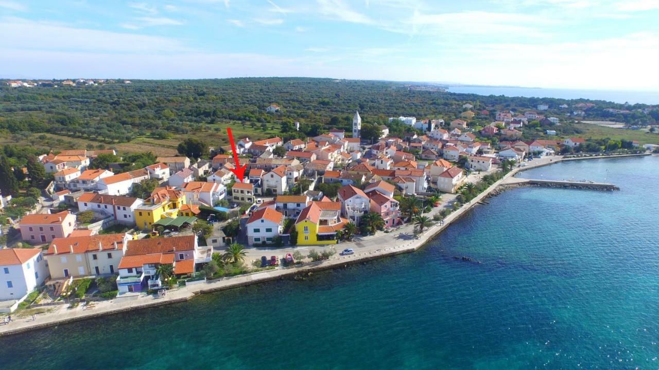 Apartments Ana Petrčane Kültér fotó